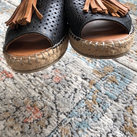 BUENO Navar Black Leather Tassel Slip On Espadrilles Slides Sandals - Picture 5 of 8